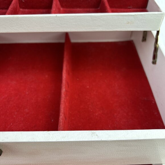 Vintage MCM Jewelry Box Cream Red Satin & Velvet Interior 3 Tier Made In Canada - Picture 6 of 16